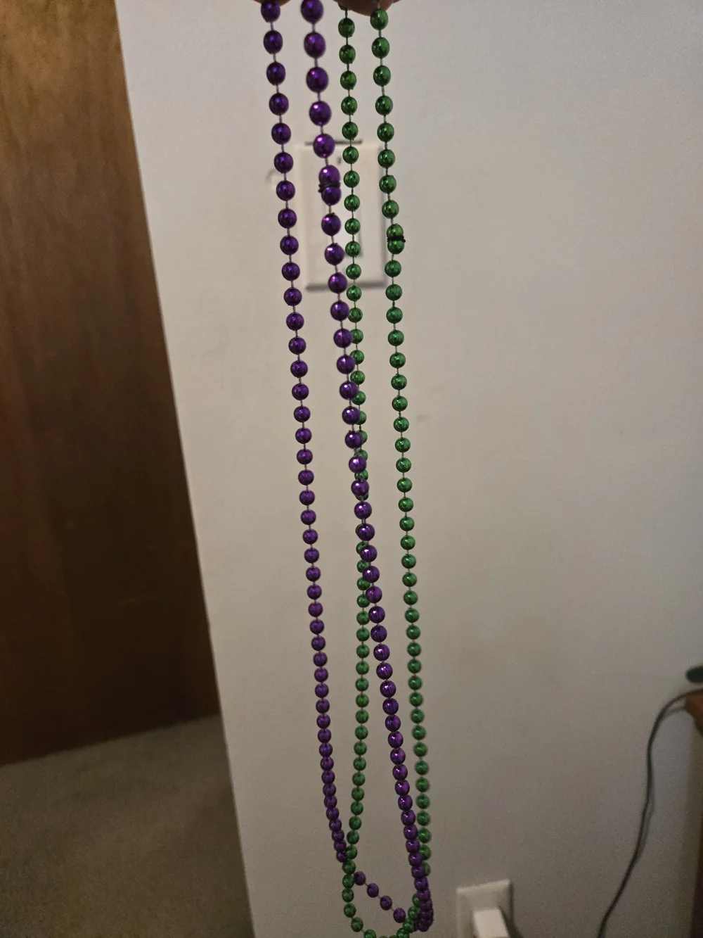 Feather Mardi Gras Mask & 2 Necklaces - Purple & Green
